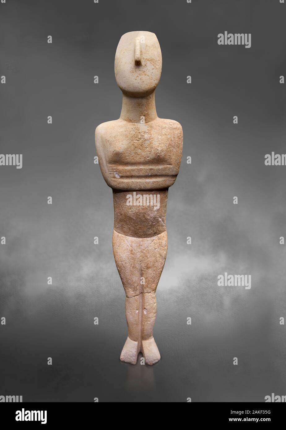 Kykladen kanonische Typ, Spedos Vielfalt weiblichen Figur Statuette. Früh kykladische Zeit II (2800-2300 v. Chr.), der teiner Master'. Museum für Kykladische Kunst Stockfoto