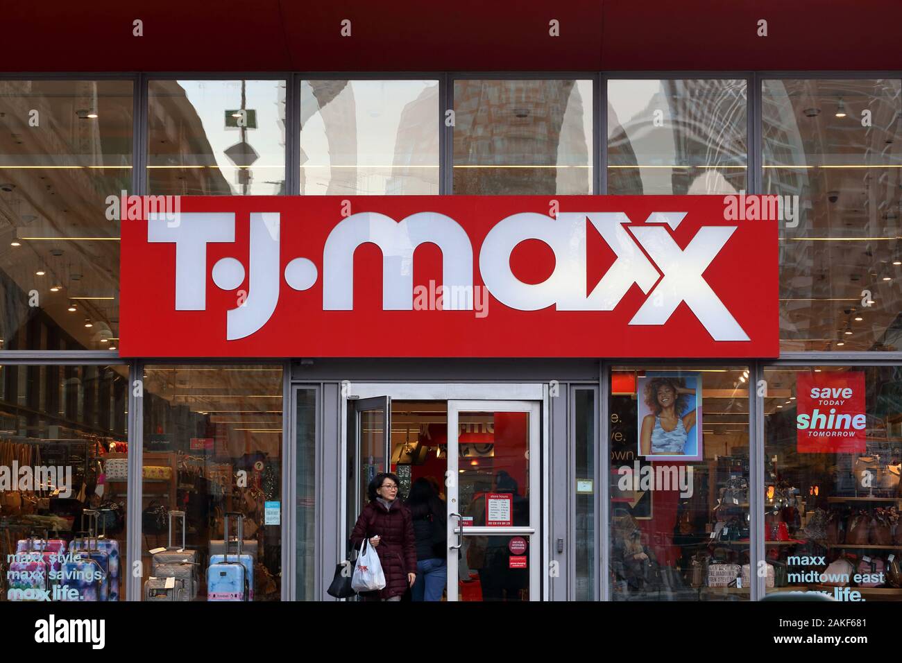 T.J. Maxx, 407 E. 59. Street, New York, NYC Foto von einem Kaufhaus in der oberen Ostseite von manhattan. Stockfoto