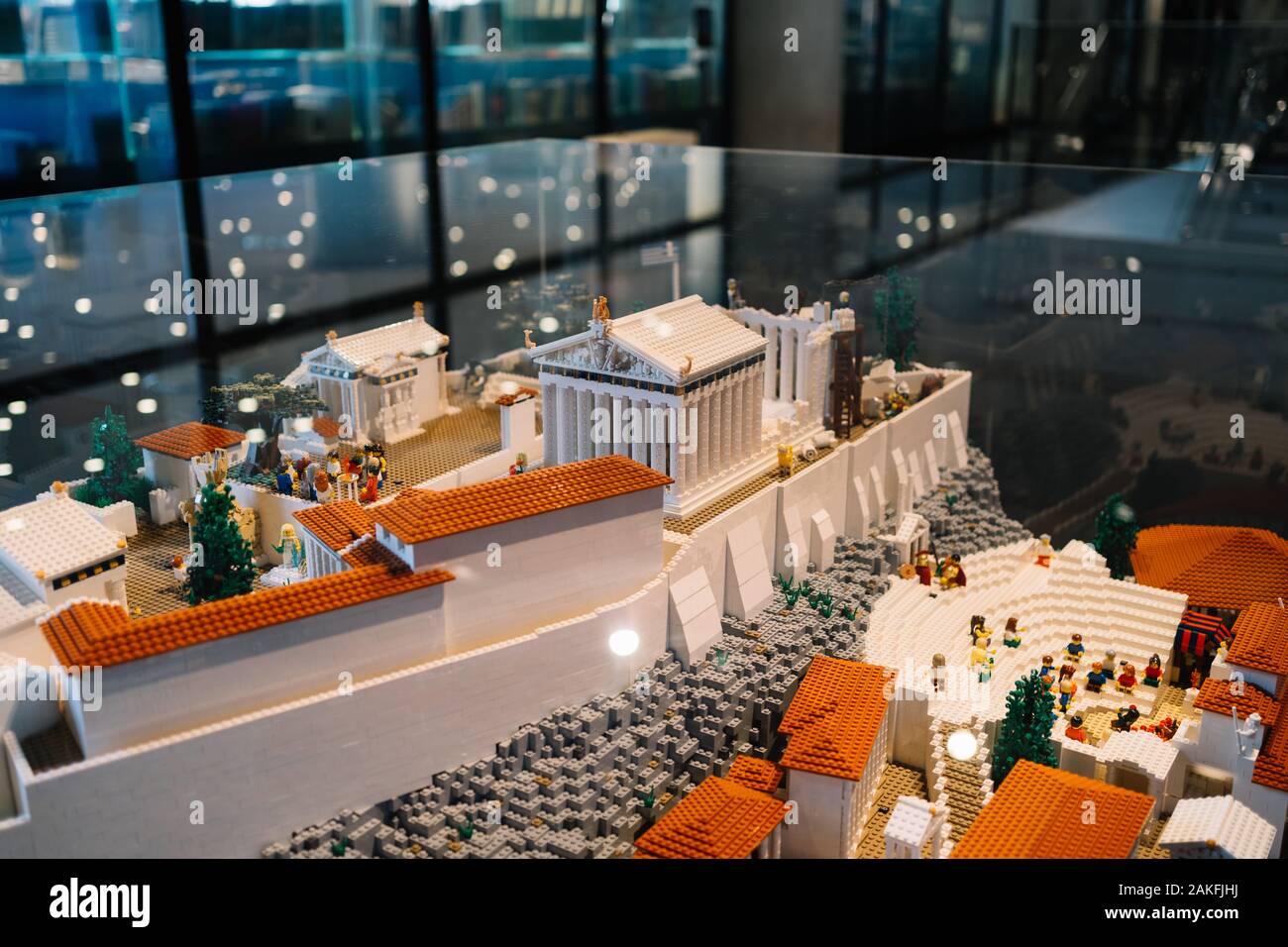 Athen, Griechenland - Dec 22, 2019: Lego Miniatur der Akropolis, Ausstellung im Akropolis-Museum in Athen, Griechenland, Europa Stockfoto