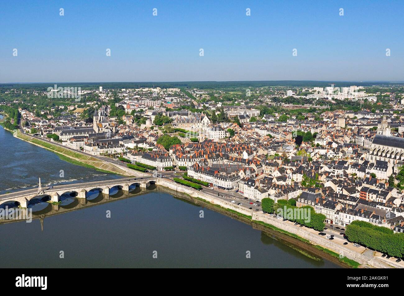 Frankreich, Maine et Loire, Loire-Tal UNESCO Weltkulturerbe, Blois und seine Castel (Luftbild) Stockfoto