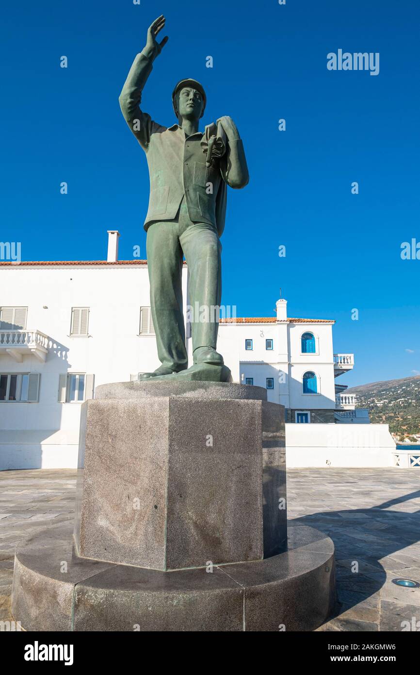 Griechenland, Kykladen Inseln, Insel Andros, Hora (oder Andros), Statue des Unbekannten Sailor Stockfoto