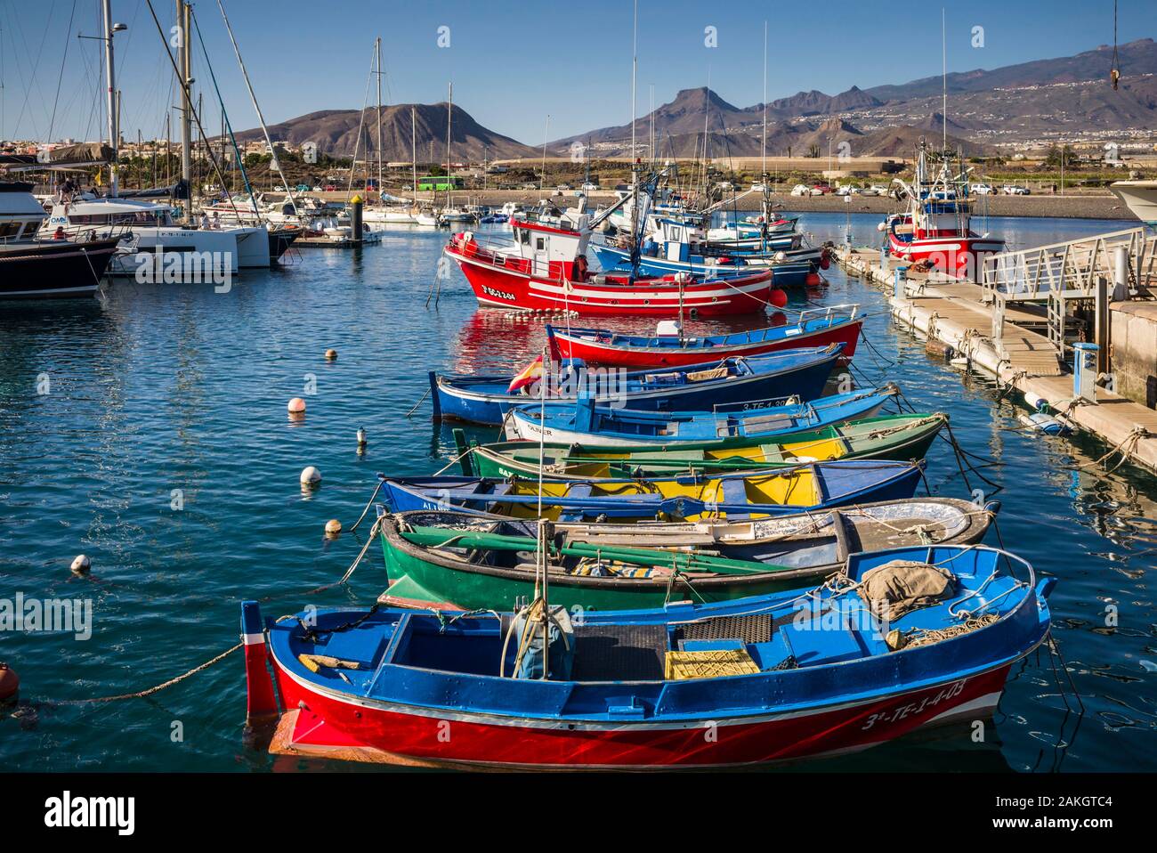 Spanien, Kanarische Inseln, Teneriffa, Las Galletas, Fischerboote Stockfoto