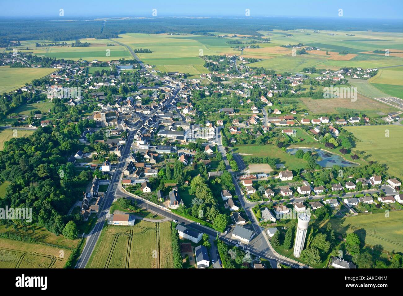 Frankreich, Chilleurs Aux Bois Stadt, Luftaufnahme Stockfoto