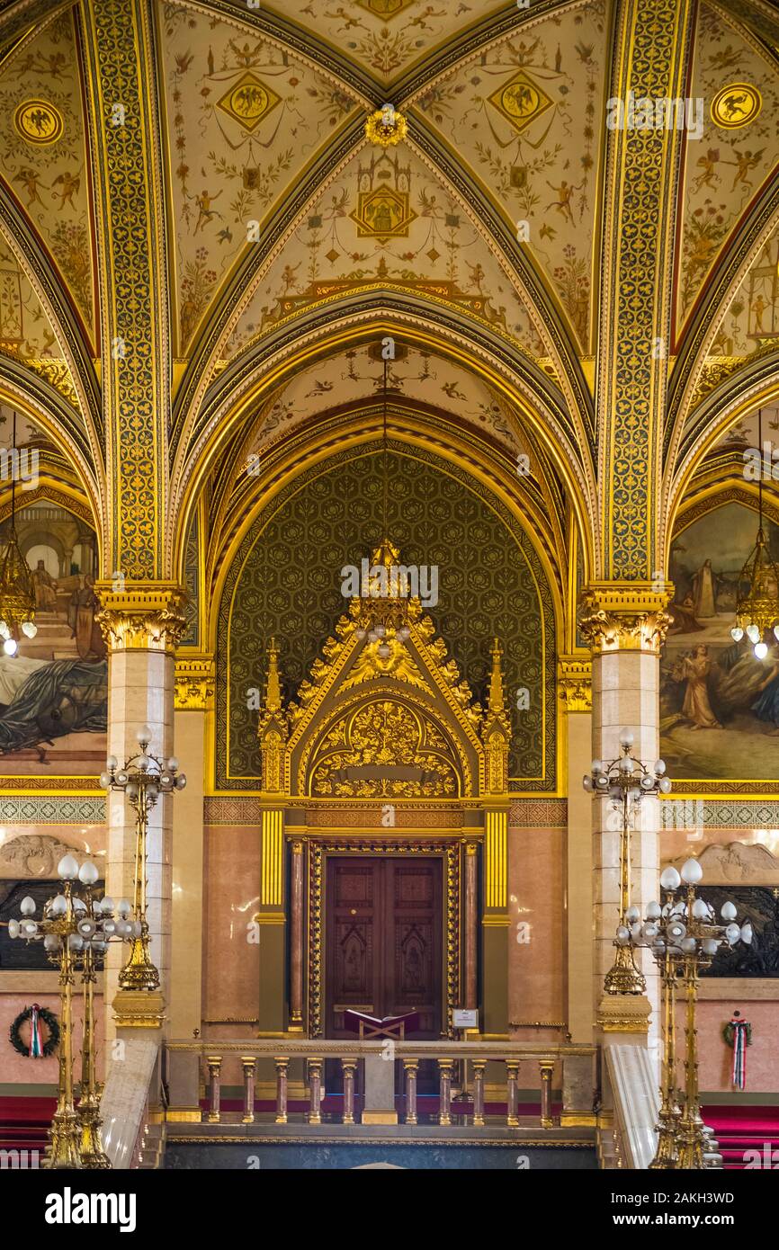 Ungarn, Budapest, Pest Bezirk, Innere des ungarischen Parlaments, als Weltkulturerbe von der UNESCO klassifiziert Stockfoto