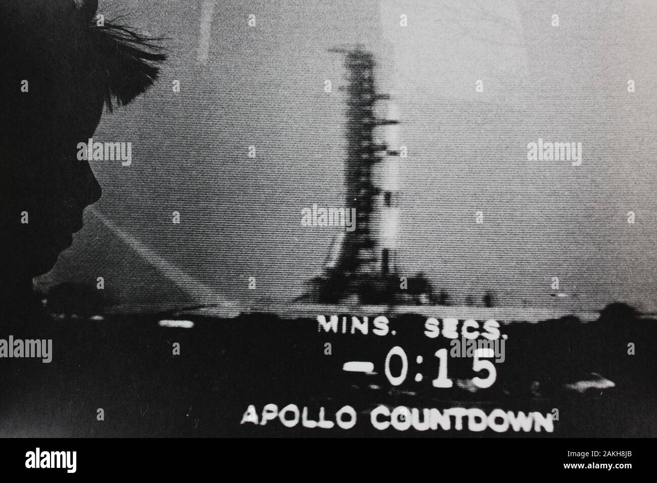 Schöne Schwarzweißfotografie der sechziger Jahre beim Start des ersten bemannten Raketenschiffs Saturn V der Apollo Mission vom Kennedy Spa zum Mond Stockfoto