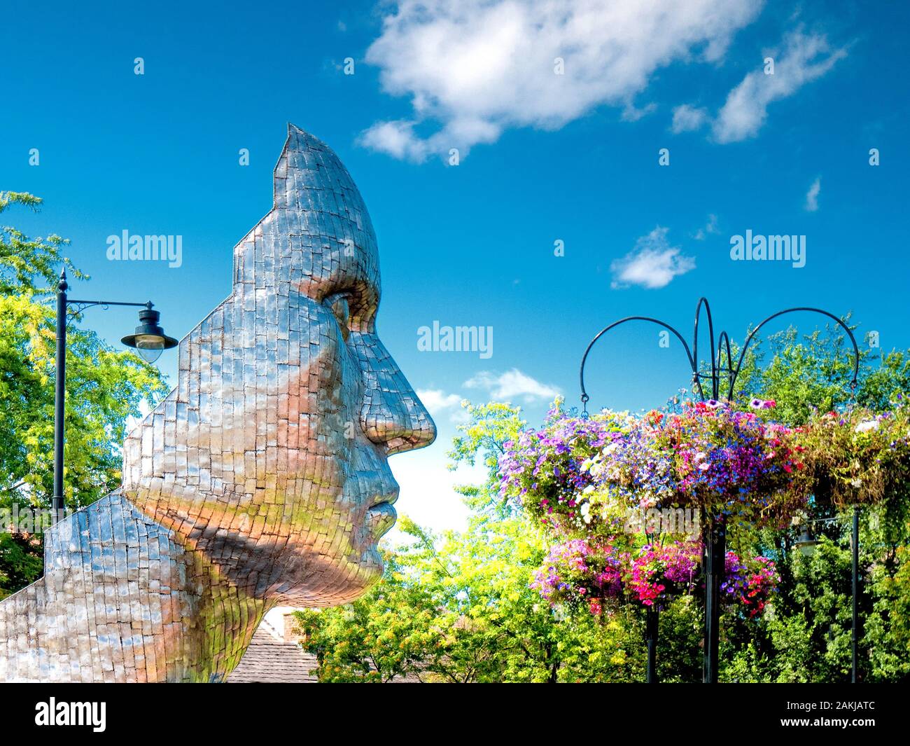 Edelstahlskulptur in Wigan Stockfoto