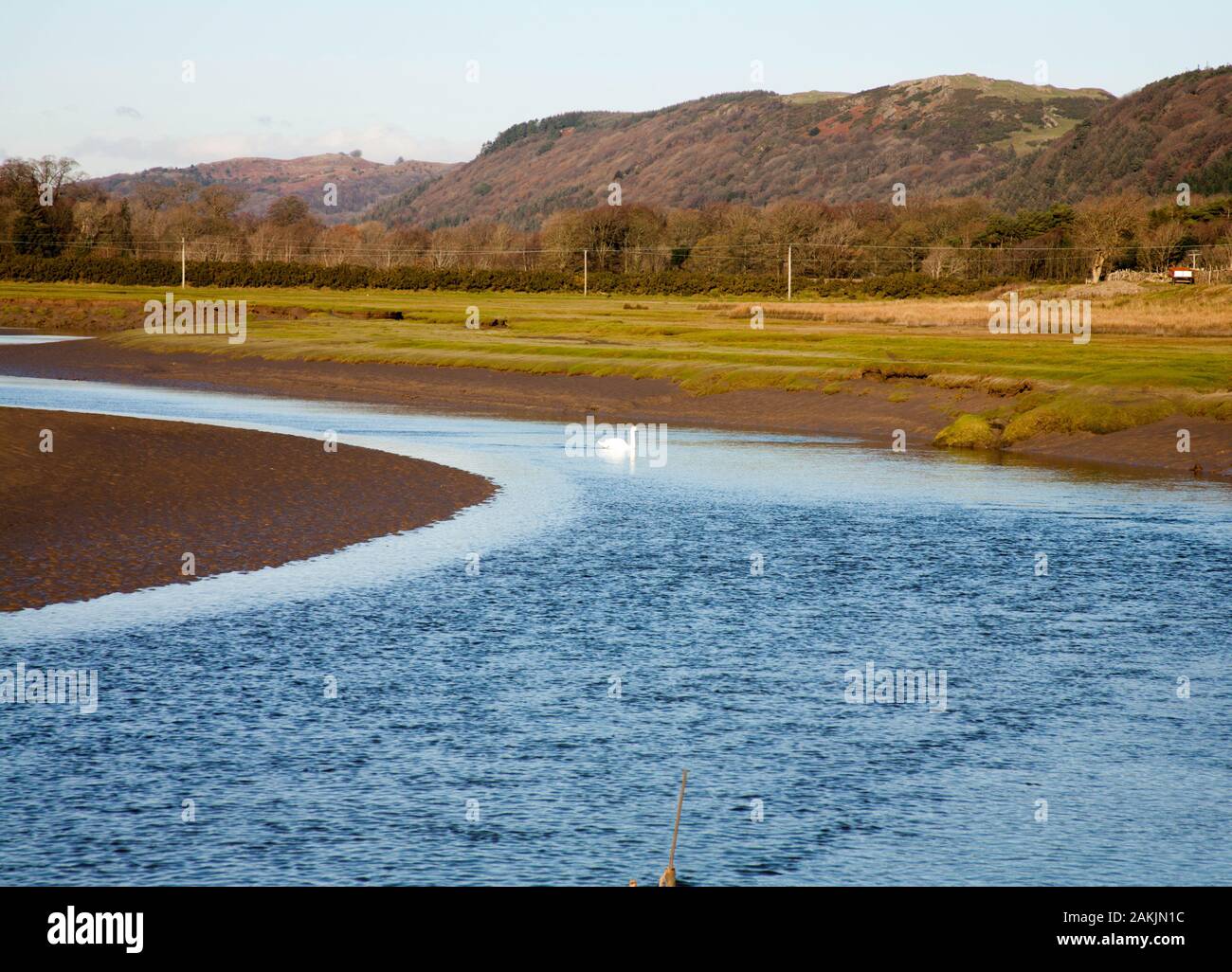 Der Kanal des Flusses Ewr Marschland Sand Gate in der Nähe des Dorfes Flookborough am Ufer des Morecambe Bay ein wintertag South Lakes Cumbria Stockfoto