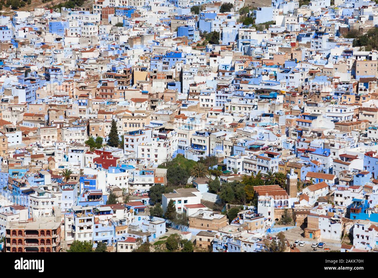 Dichte Stadtentwicklung von Chefchaouen (auch Chaouen genannt), Marokko Stockfoto