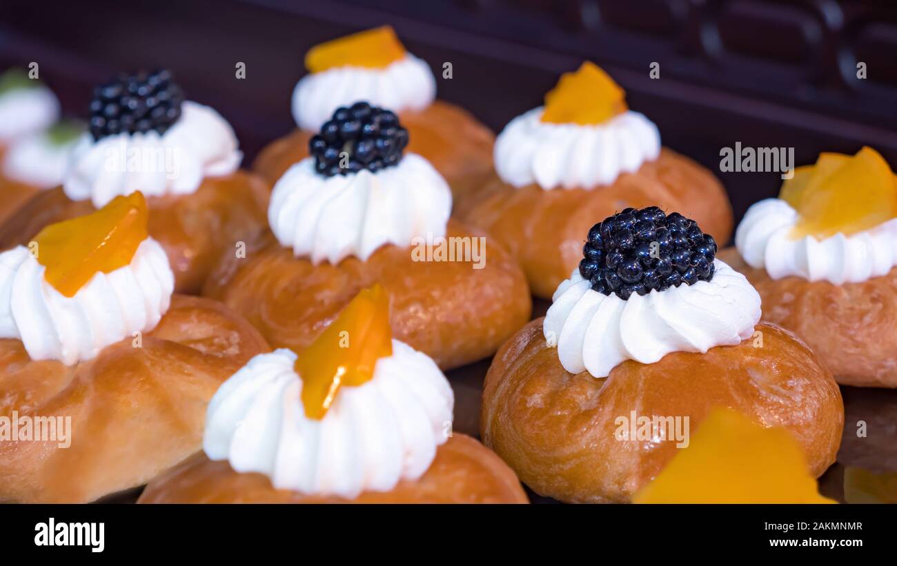 Essen catering. Urlaub behandelt. Küche kulinarische Gourmet Buffet. Gesundes Essen. Stockfoto