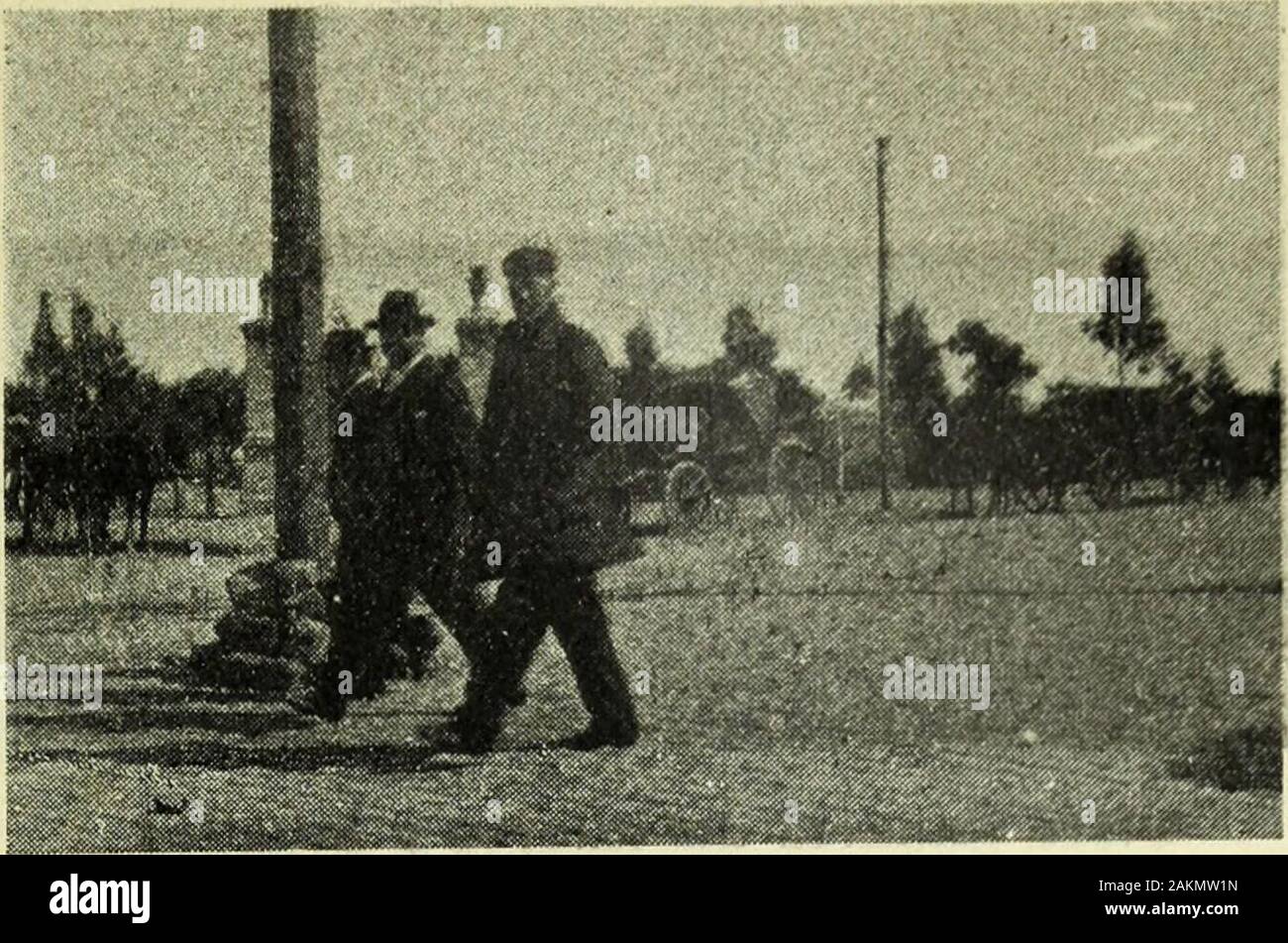 La Mujer. nas - por Simpati-zar con La Mujer,-de esasfotografías y de esos Datos, ynosotros-á pesar de keine simpatizar con la federaliza-Ción de que Es propagandista El Señor Julio, lo Kom-placemos satisfacción con una verdadera, pues cosano esquva Otra. Más francamente Expresado: So-mos Nosotros los ganancio sos, pues cuanta más im-portancia tengan y quieran Darle á Los territoriospor federalisarse tanta Bürgermeister ladesmembración importancia Tiene que quieren hacer de la Provincia. Van los apuntes que El Señor Julio nos envía, esperando que no Sean los últimos: "Bahía Blanca tiene 11.000 Habita Stockfoto