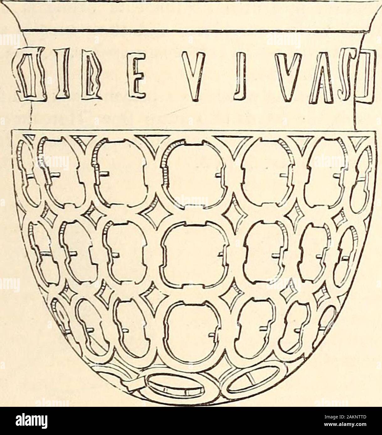 Ein Wörterbuch der Griechischen und Römischen Antiquitäten. . SeeSalmasius ad Vopisc. Saturn, C. 8.) Die Kunst ofetching auf Glas, jetzt so häufig, war völlig unbekannt, da es hängt von der propertiesof fluoric Säure, eine Chemikalie, die Entdeckung des lastcentury. Wir können nun kurz aufzählen der Chief usesto welches Glas angewendet wurde. L Flaschen, Vasen, Tassen, cinerary Urnen. Viele von diesen können in der BritishMuseum angesehen werden und alle die wichtigsten Continental Schränke, vor allem aber im Museo Borbonico an Neapel, die die Beute 8 f Herculaneum andPompeii, enthält und umfasst nach oben von 2400 Exemplare Stockfoto