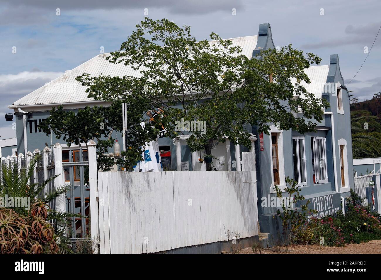 Die Fox Pub & Restaurant in Napier. Das Dorf liegt zwischen Caledon und Bredasdorp in der Overberg Region der Provinz Western Cape, Südafrika. Stockfoto