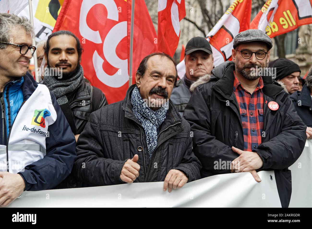 Paris, Frankreich. Januar 2020. Philippe Martinez (CGT) nimmt an der Demonstration gegen das Rentenreform-Projekt vom 9. Januar 2020 in Paris, Frankreich, Anteil. Stockfoto