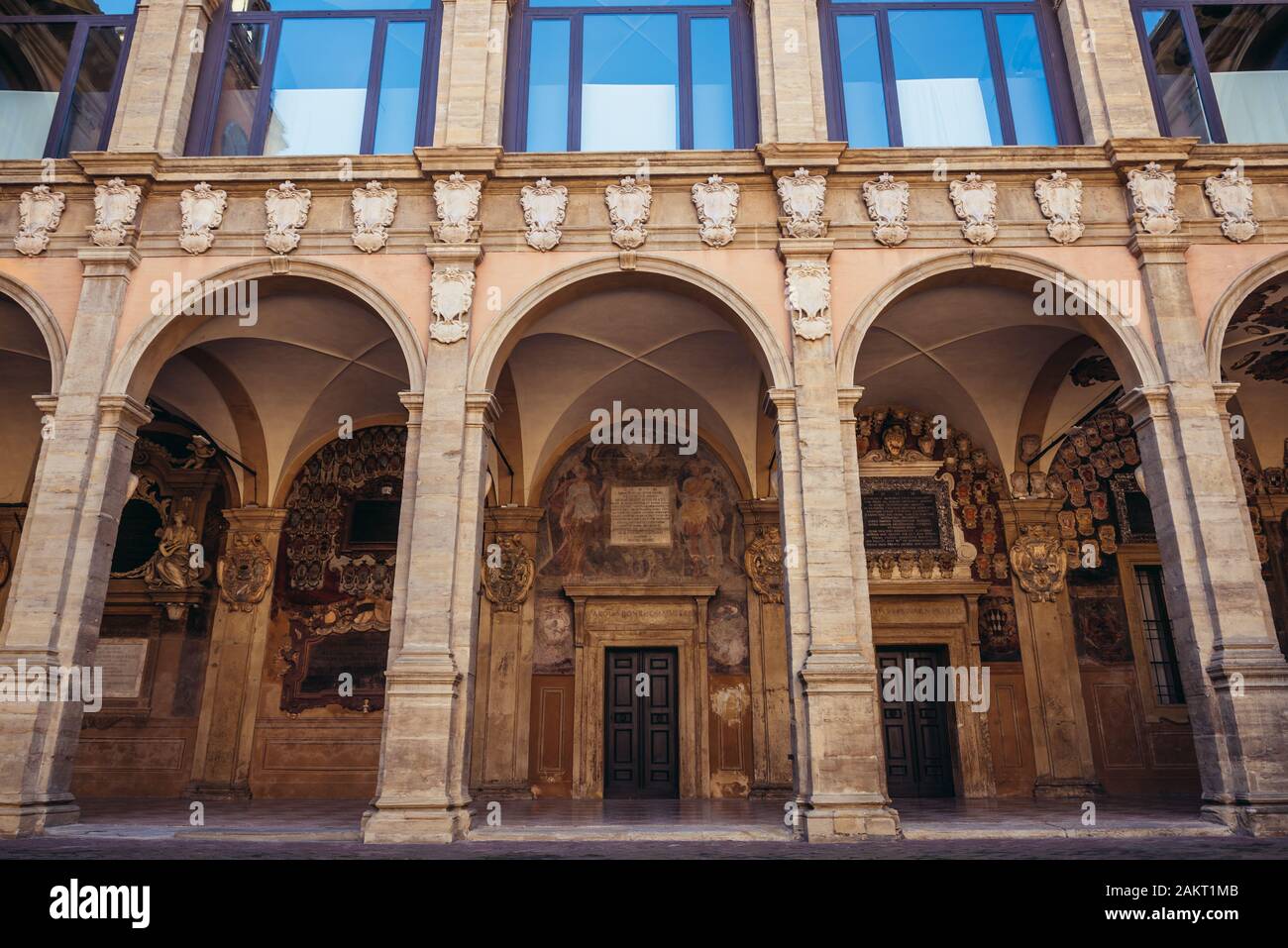 Archiginnasio in Bologna Universität Gebäude, die älteste Universität der Welt in Bologna, Hauptstadt und größte Stadt der Region Emilia Romagna, Italien Stockfoto