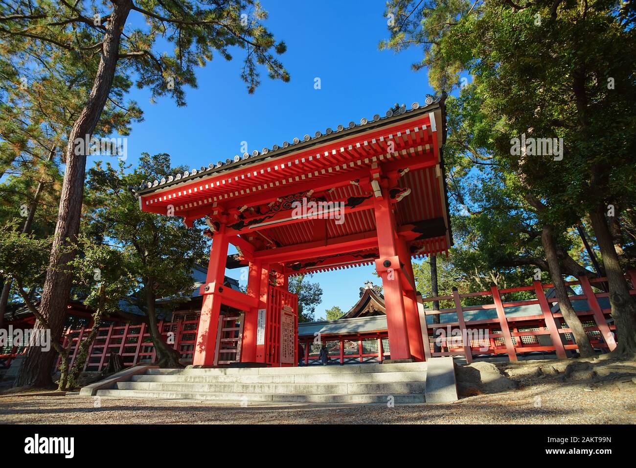 Osaka, Japan - 15. Dezember 2019: Schöne Szene von sumiyoshi Taisha Shrine, das ist die berühmte Reiseziele der Stadt Osaka. Stockfoto