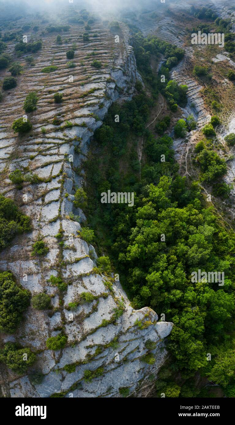 Luftbild, geologische Landschaft, Lastras de las Heras, Valle de Losa, Junta de Traslaloma, Las Merindades, Burgos, Castilla y Leon, Spanien, Europa Stockfoto