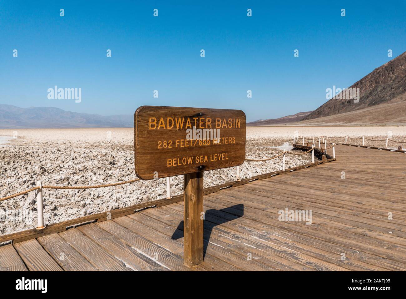 Der Todes-Valley-Nationalpark befindet sich in der Mojave-Wüste und ist der am stärksten rieselende Nationalpark der Vereinigten Staaten und einer der heißesten Orte der Erde Stockfoto