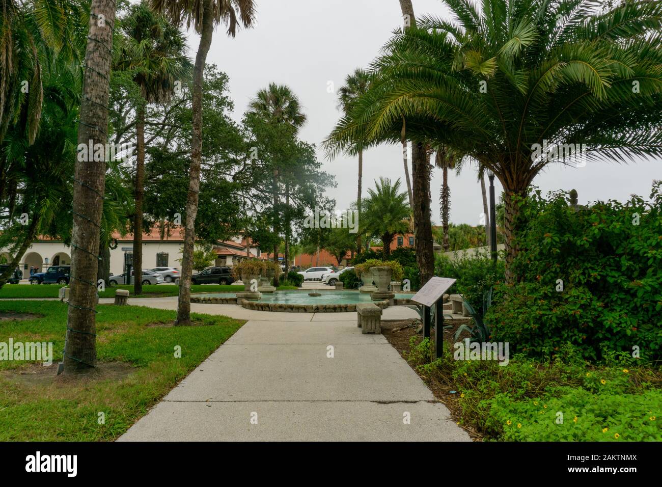 Blick in einen Park im historischen St. Augustine in Florida, USA Stockfoto