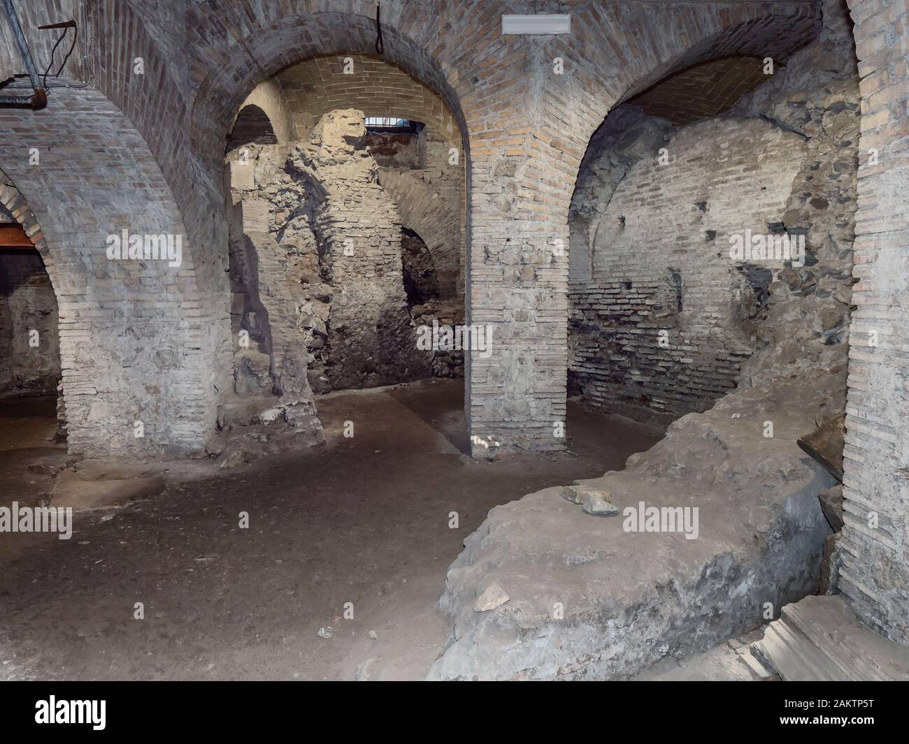 Basilica di San Crisogono, Krypten aus der Antike, Rom Italien Stockfoto Basilica di San Crisogono, Krypten aus der Antike, Rom Italien Stockfoto