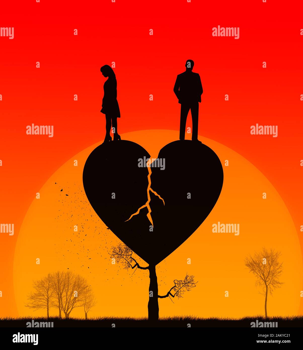 Verfehlte Liebe. Beziehungen zum Sonnenuntergang. Silhouette eines Mannes und einer Frau in endenden Beziehung auf einem zerbrochenen Herzformbaum. Kaputtes Familienkonzept Stockfoto