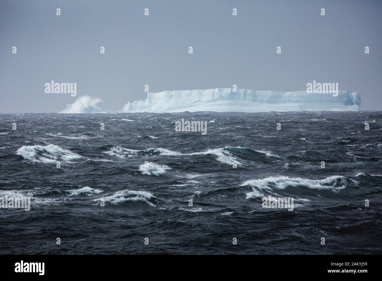 Tabellarischen Eisbergs, Antarktis Stockfoto