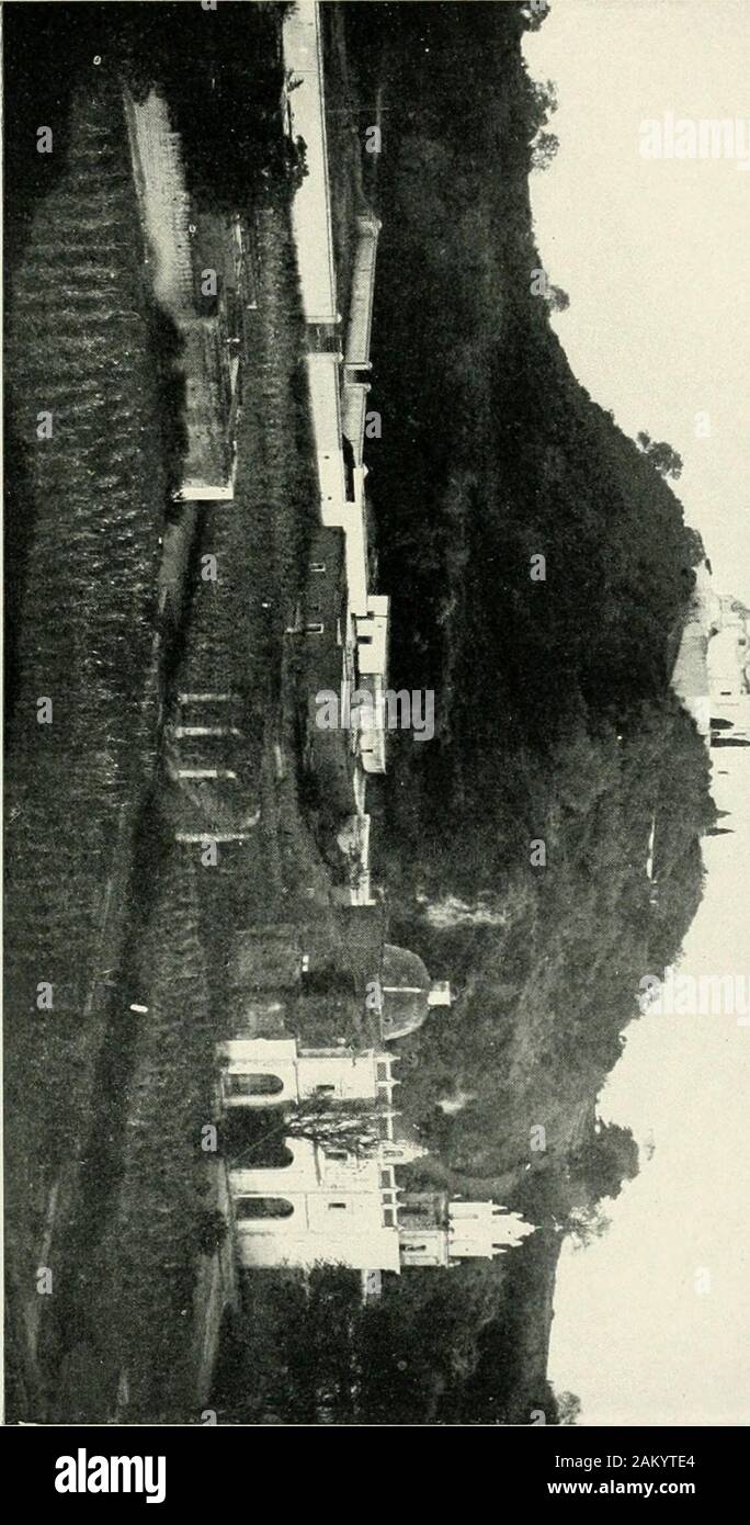 Wanderungen in Mexiko; die Chronik der Abenteuer in der Mexikanischen Straßen und Wege. vestIndios in der Republik, dass Sie live auf wenig oder Noth - ing, sogar zwei Tage ohne Essen gehen; und dass Sie canrun die steile Hügel und Felsen wie Hirsche. Er saidhe würde nicht die regelmässigen Soldat zu sein, den er Con-temptuously ein Slave genannt, aber er dachte es war goodto Kampf für den reinen Geschmack. Er mochte Geographie andseemed zu haben, eine allgemeine Vorstellung von der alten Welt Ländern, ob Russland so groß war, wie EstadosUnidos. Er war daran zu arbeiten, bis er ahundred Dollar gerettet hatte. Dann würde er Stockfoto