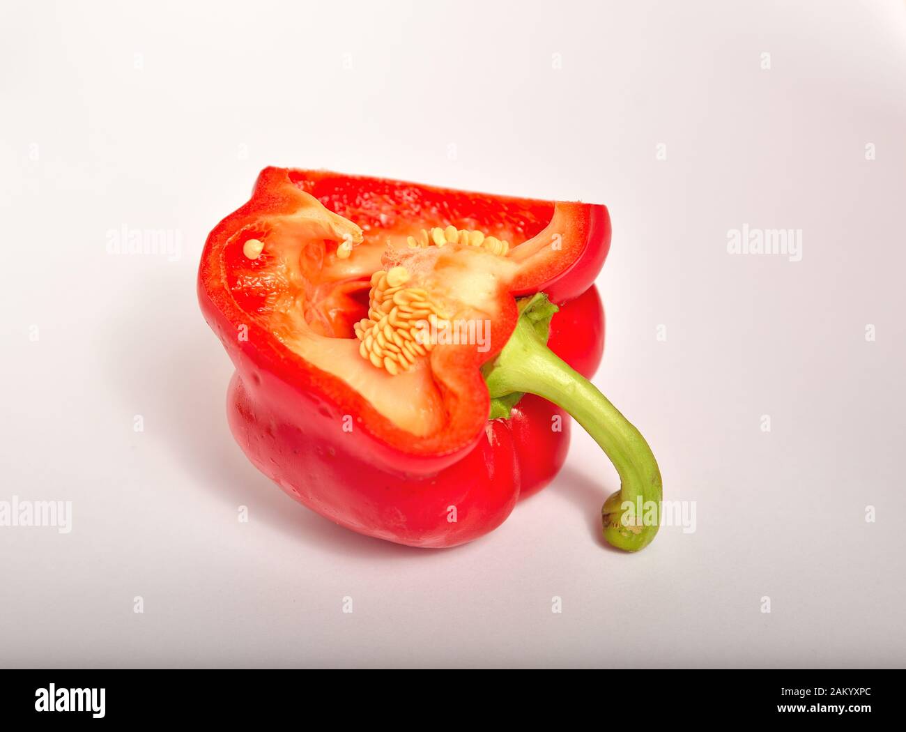 Apfel und Zitronen mit einem Pfeffer eingeworfen Stockfoto