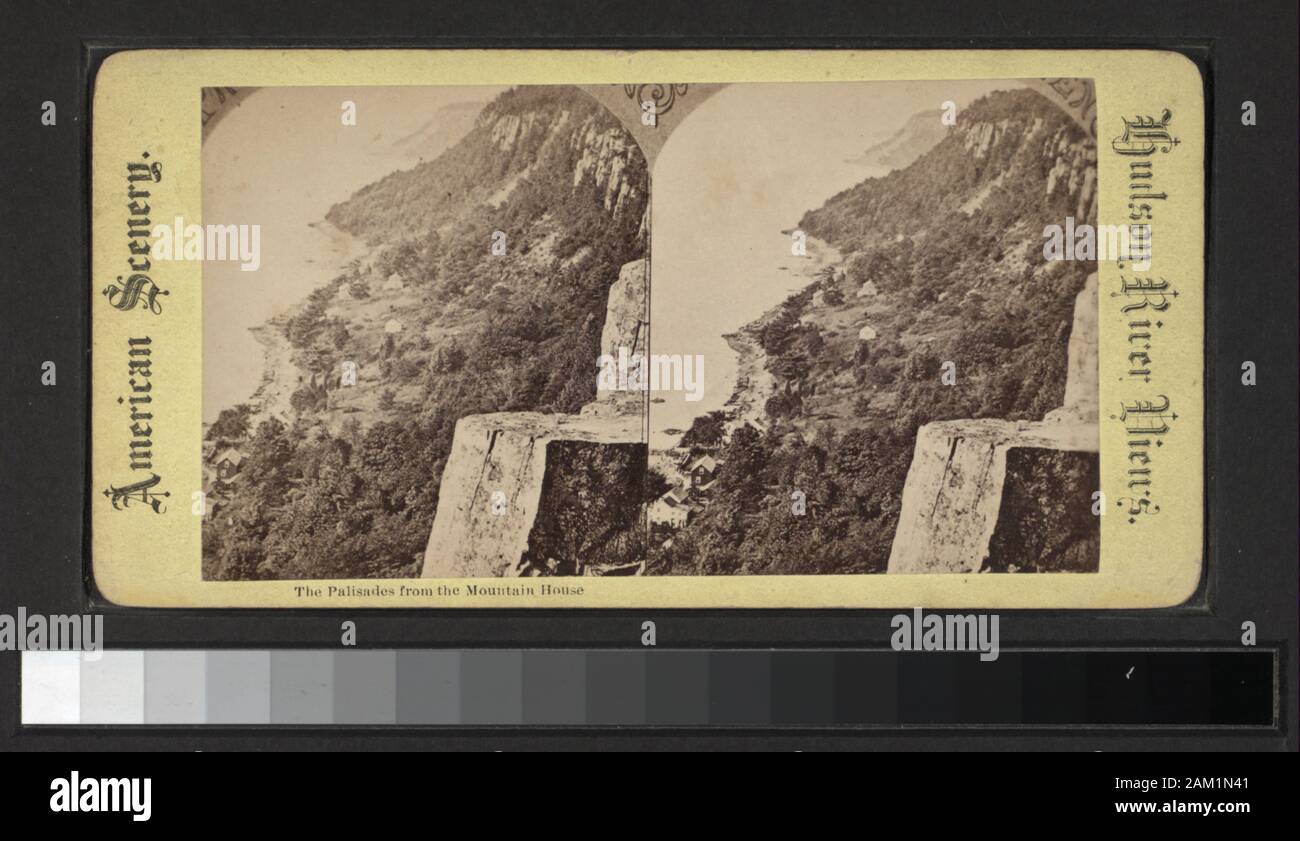 Die Palisades vom Berg Haus Blick von E.&HT Anthony, G.G. Rockwood, H.S. Wyer und andere Fotografen und Verlage. Outdoor Porträts. Robert Dennis Sammlung von stereoskopische Ansichten. Blick auf die Palisaden in dem westlichen Ufer des Hudson River in New York und New Jersey, mit Blick auf die Felsen, Fluss und Verkehr, Touristen, eine Fernsicht von Yonkers aus der Palisaden und Picknicken am Ft. Lee.; Die Palisaden aus dem Mountain House. Stockfoto