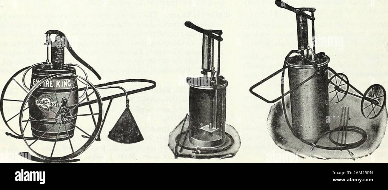 Die Farquhar Garten jährliche: 1922. nger automatisch für fünf bis zehn Minuten. Preis, $ 9,50. Perfektion Jr. Feldspritze. Ein Druckluft Sprüher aus verzinktem Stahl, mit allen brasspump und automatische Düse. Hält 2 | Gallonen. Preis, S 5,50. M. A. C. Düse. Eine sehr effektive Düse zum Sprühen von Schatten und Obstbäumen. $ 6,00. 1. Farquhars Schaufel Pumpspray. Eine starke und dauerhafte Handpumpe mit alle brassworking Teile. Es ist doppeltwirkend, und hat einen großen Luftkammer, garantiert ein continuousstream oder feinen Sprühnebel. Preis komplette, mit Schlauch und Bordeaux Nr. 2 s le, $ 7.50. 2. Die Aqua Stockfoto