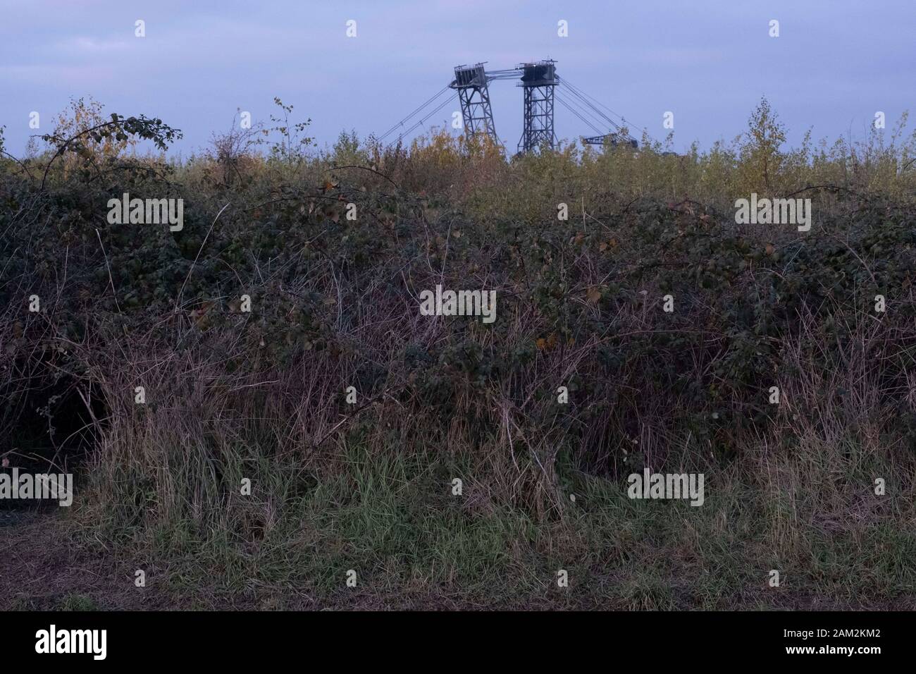 Blick auf den oberen Teil des Schaufelradbaggers im Kohlebergwerk Morschenich, Deutschland Stockfoto