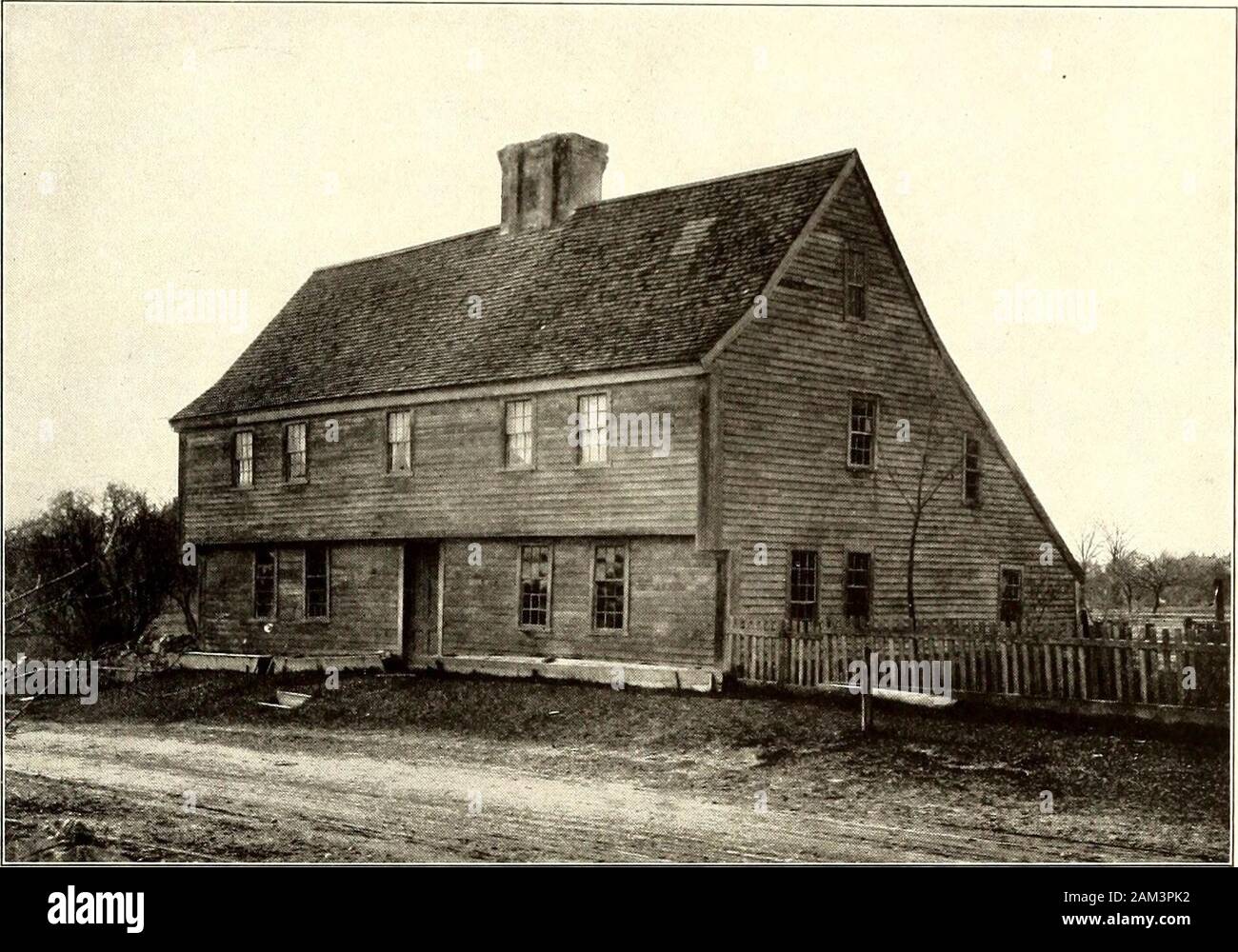 Inländischen Architektur der amerikanischen Kolonien und der frühen Republik. harlestown in Youngs Chroniken von Massachusetts, s. 375-376 und 378. 7 Roger Klatschen im Mai 1630, in Charlestown, Einige wigwams gefunden und ein Haus, Ib., S. 349. Thegreat Haus wird geglaubt, bis 1775 gestanden zu haben. Ib., S. 375, Note. 8 Stadt Records zitiert aus Youngs Chroniken von Massachusetts, S. 379. 9 Ib., S. 381. 10 Winthrop, Geschichte der Neu-england (1825 Ed.), Bd. 1, S. 32. 11-Verfahren des Massachusetts Historical Society, 2d-ser., Bd. 11 (1897), S. 186. IO das siebzehnte Jahrhundert Geschichten und eine Hälfte, t Stockfoto