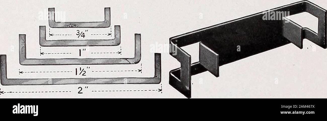 Hy-Rib und Metallprofile für Beton, Stuck und Putz in Dächern, Böden, Wände, Abstellgleise, Trennwände, Decken, Kalkablagerungen, Bögen, Rohrleitungen und Tanks.. . In Paketen von 15 Blatt oder 26% Yards ausgeliefert. GaugeNo. Gewicht je Quadratyard lackiert Gewicht perSquare YardGalvanized 26 24 2,30 kg 3,00 kg 2,70 kg 3,40 kg eingerichtet, offene Feuerstelle oder CopperBearing Stahl. Lackiert oder Verzinkt vor Expansion. HY-RIB und METALLLATTE r* TRUSCON GEDRÜCKT STAHLBOLZEN kleine Kanäle sind in festen Trennwänden, Decken, Kalkablagerungen usw. Furnishedwithout Zinken in den Größen von %1 verwendet, Yz und 2; mit Zacken in 2 si Stockfoto