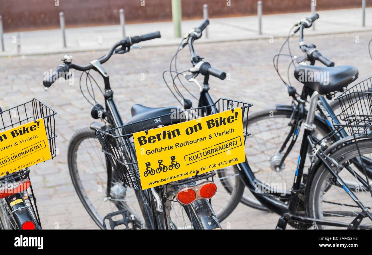 Berlin mit dem Fahrrad, geführte Radtouren Stockfoto