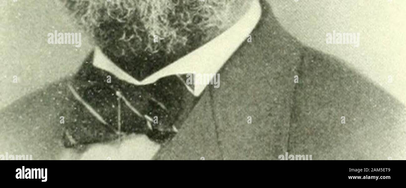 Historische Häuser und Institutionen und genealogischen und persönliche Erinnerungen von Worcester County, Massachusetts, mit einer Geschichte von Worcester Gesellschaft der Antike;. 14, 1795; Isaac, 14. Juli 1799. Alle inRoyalston geboren. (VII) Elia Lyon, Sohn von David Lyon (6), wasborn in Royalston, Massachusetts, September 29,1793 - er ließ sich über 1814 in Fitzwilliam, NewHampshire. Er war ein Bauer. Für viele yearshe wurde Diakon der Fitzwilliam Baptist Church. Er dort 23. August 1862 starb. Er heiratete, 13. März 1818, Sarah Howe, daugh - ter von Nahum und Maria Howe; sie war geboren September 19, 1794, und starb am 20. März, 1. Stockfoto