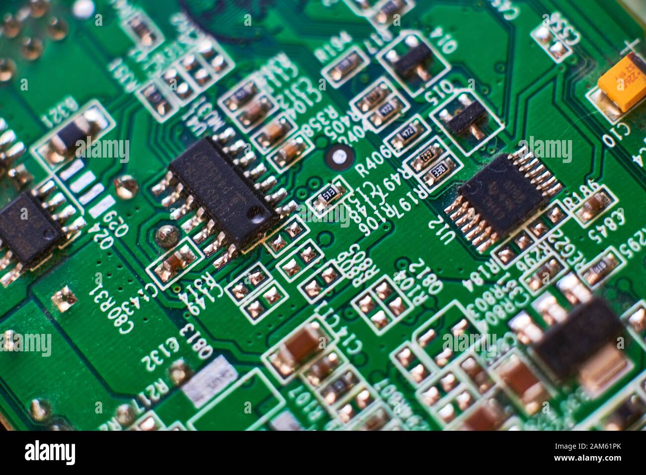 Platine mit Chips und radio Komponenten Elektronik gedruckt Stockfoto