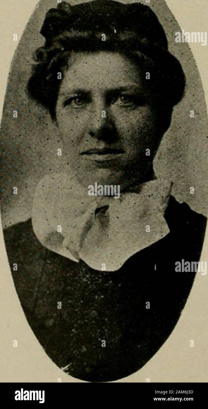 Amtsblatt der.. Illinois Jahrestagung der Methodist Episcopal Church. MISS ELEANOR TOBIE, Pres Chaddock College Boys Home und Schule Quincy, III. MISS MINNIE E. COURTER. Cunningfham Diakonisse Home andOrphanage, Urbana, 111. Der MKTIIODIST ElISCOPAI. 57 CUMUCII unter der Illinois Wesleyan University, die Illinois Womans College unddie Chaddock Boys School. Für den Fall, dass ein Hinweis zu einem ofour Schulen gegeben hat, die anderweitig nicht ausgewiesene pädagogische Geld aus solchen chargeshall auf solchen Hinweis gezahlt werden, sofern die Konferenz Schatzmeister notifiedof den unbezahlten Betrag auf dem gleichen werden. Stockfoto