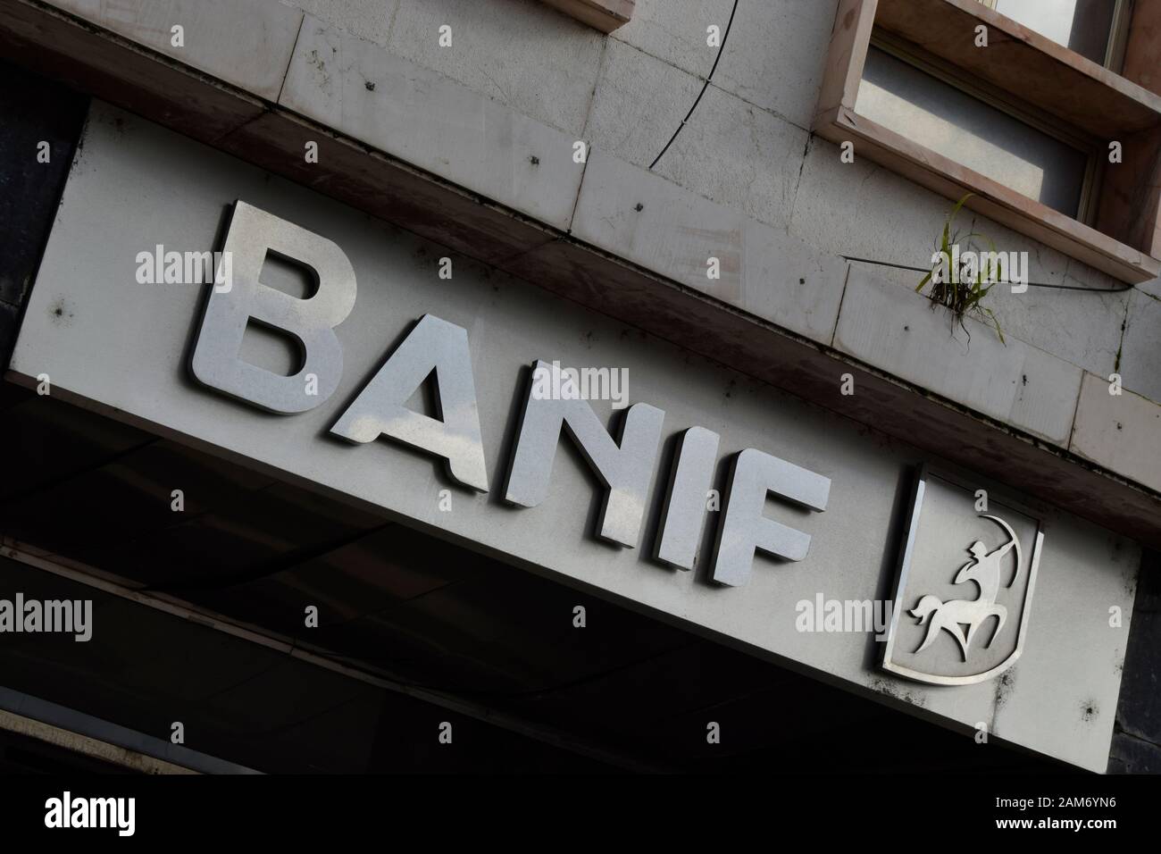 Banif Bankfiliale in Coimbra Portugal Stockfoto