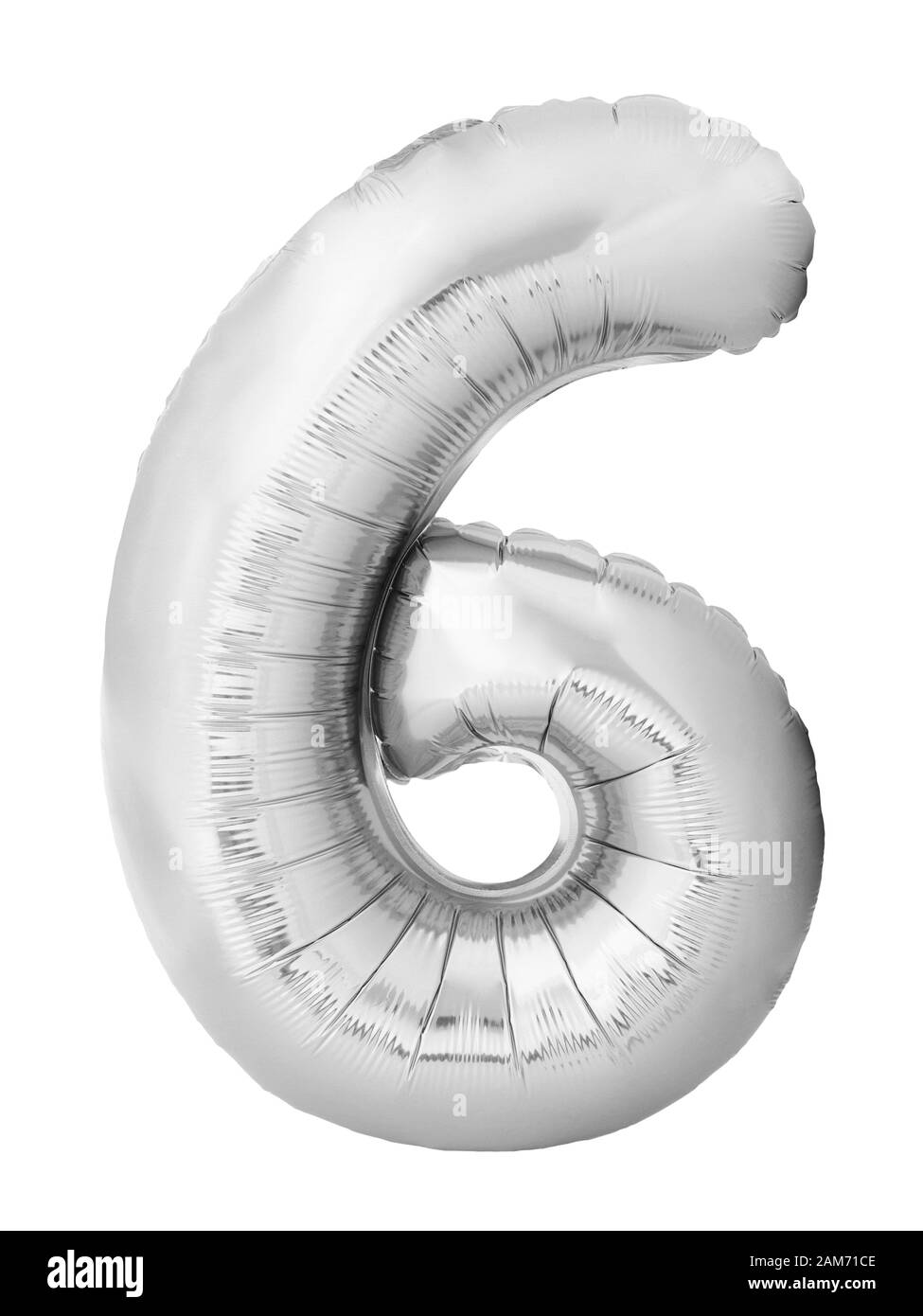 Nummer 6 sechs aus silbernen aufblasbaren Ballon isoliert auf weißem Hintergrund. Rabatt und Verkauf, Geburtstag und Bildungskonzept Stockfoto