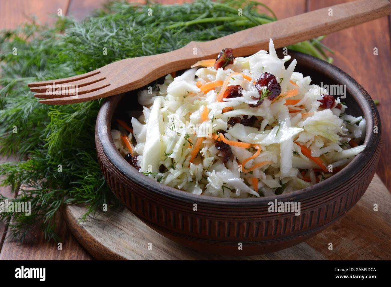 Kohlsalat Mit Karotten Stockfotos und -bilder Kaufen - Alamy