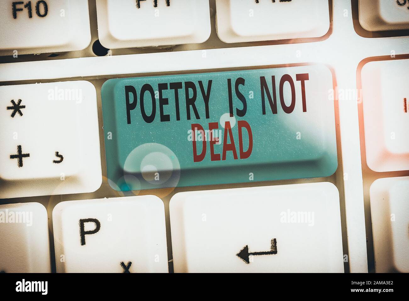 Wort schreiben Text Poesie ist nicht tot. Business Foto präsentiert ästhetische und rhythmisches Schreiben ist noch lebendig und modern Stockfoto Wort schreiben Text Poesie ist nicht tot. Business Foto präsentiert ästhetische und rhythmisches Schreiben ist noch lebendig und modern Stockfoto