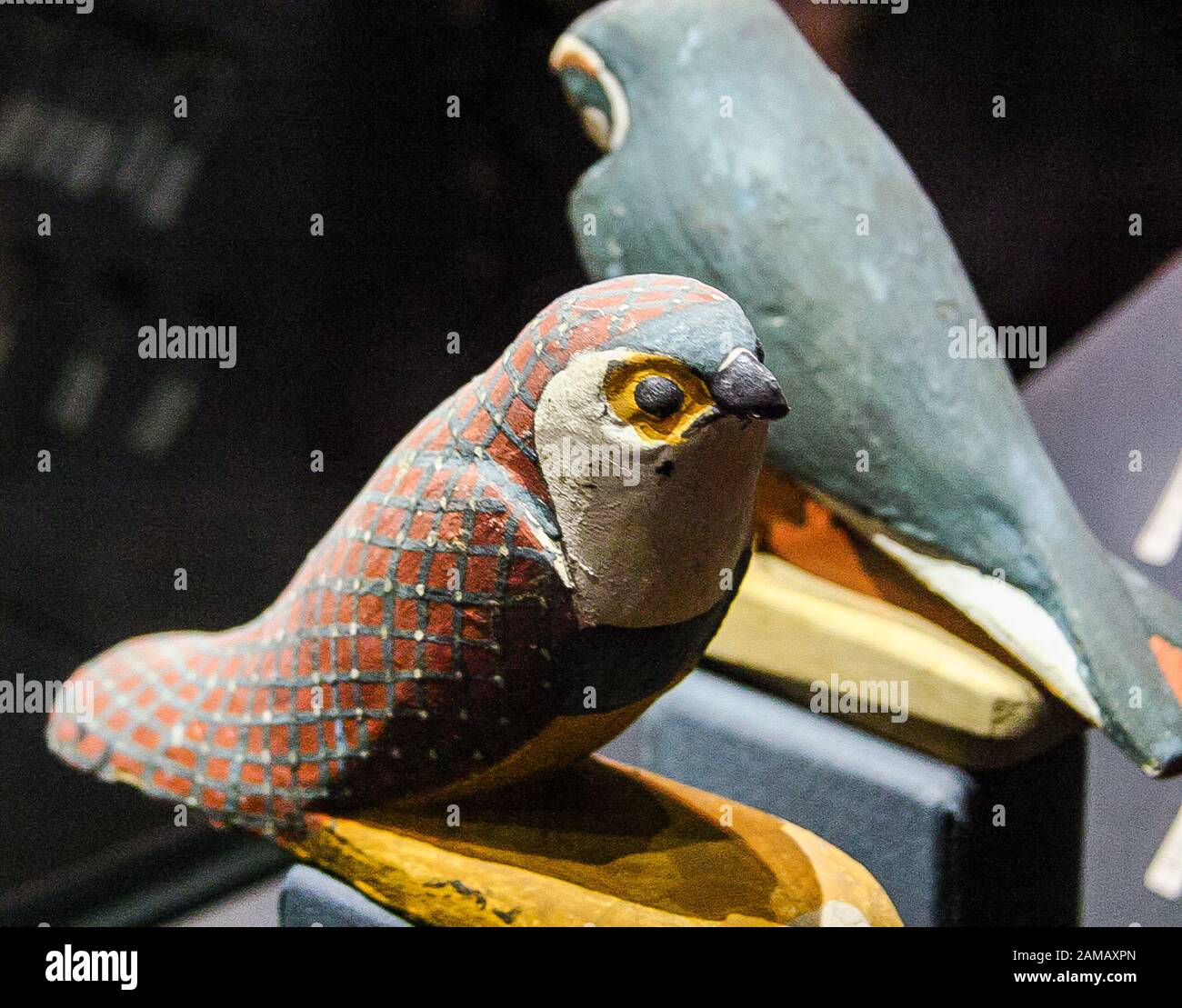 Ägypten, Alexandria, Nationalmuseum, kleine BA-Vögel, die (einen Teil) der Seele für die alten Ägypter darstellen. Stockfoto