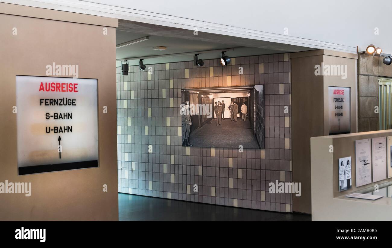 Traenplalast-Geschichtsmuseum, Hinfahrt Stockfoto