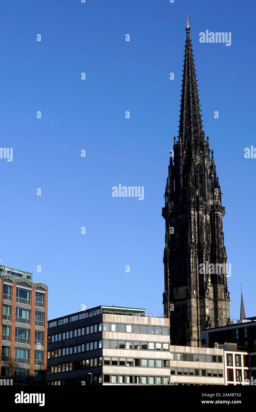 Kirchenruine Mahnmal St. Nikolai, Hamburg, Deutschland Stockfoto