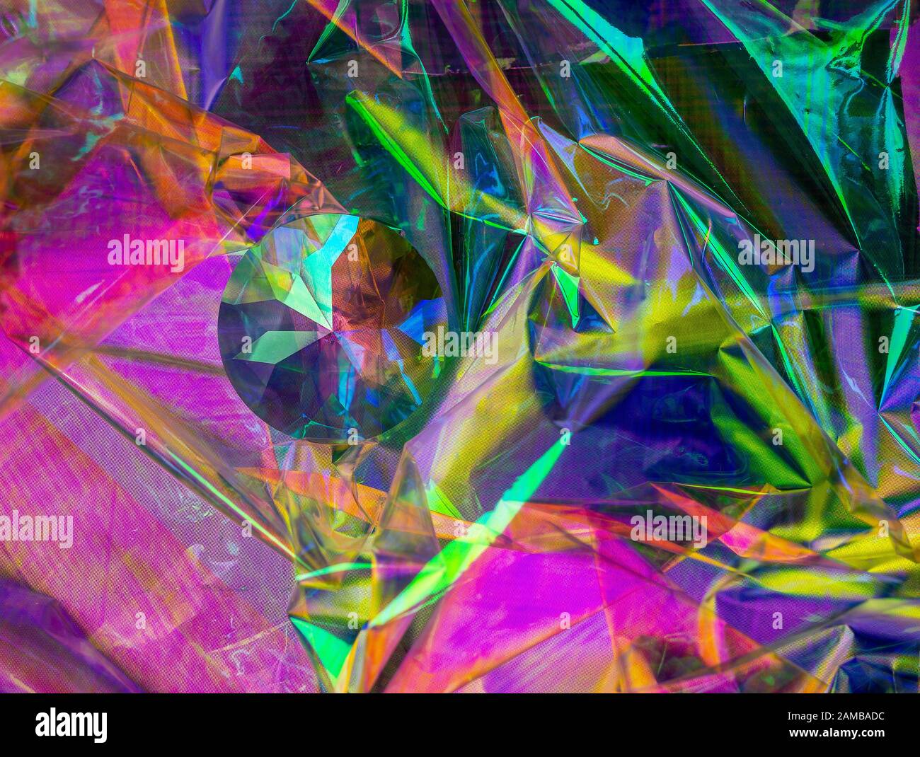 Zusammenfassung 5, ein Bild der Lichtbrechung von Farben durch einen Glaskristall Stockfoto