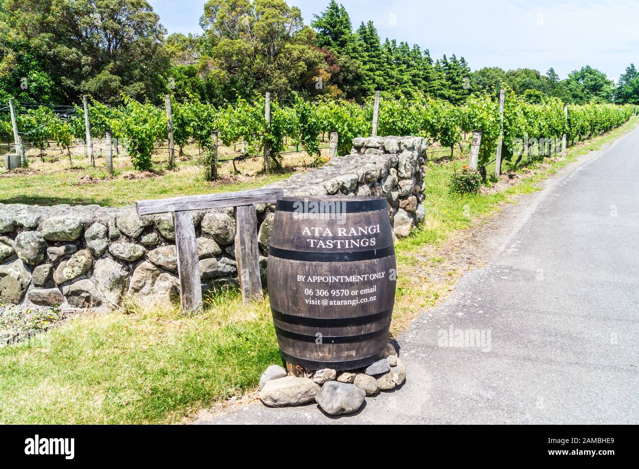 ATA Rangi Weingutschild, Martinborough, Wairarapa, Neuseeland Stockfoto