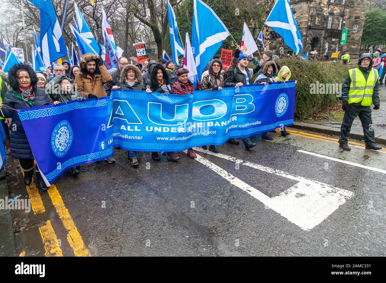 In Glasgow Organisieren Alle Unter Einem Banner, AUOB, einen marsch zur Unterstützung der schottischen Unabhängigkeit nach dem Erfolg der SNP bei den Parlamentswahlen 2019 Stockfoto