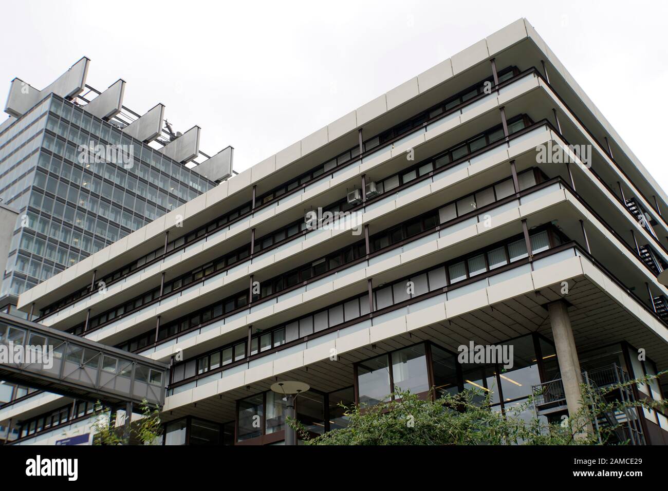 Gebäude des Max-Planck-Instituts für Biologie des Alterns auf dem Campus der Universitätsklinik Köln, Nordrhein-Westfalen, Deutschland Stockfoto