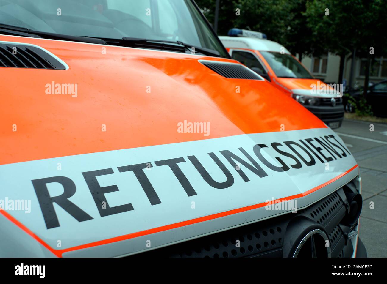 Symbolbild Rettungsdienst - Rettungswagen - Notarzt Stockfoto