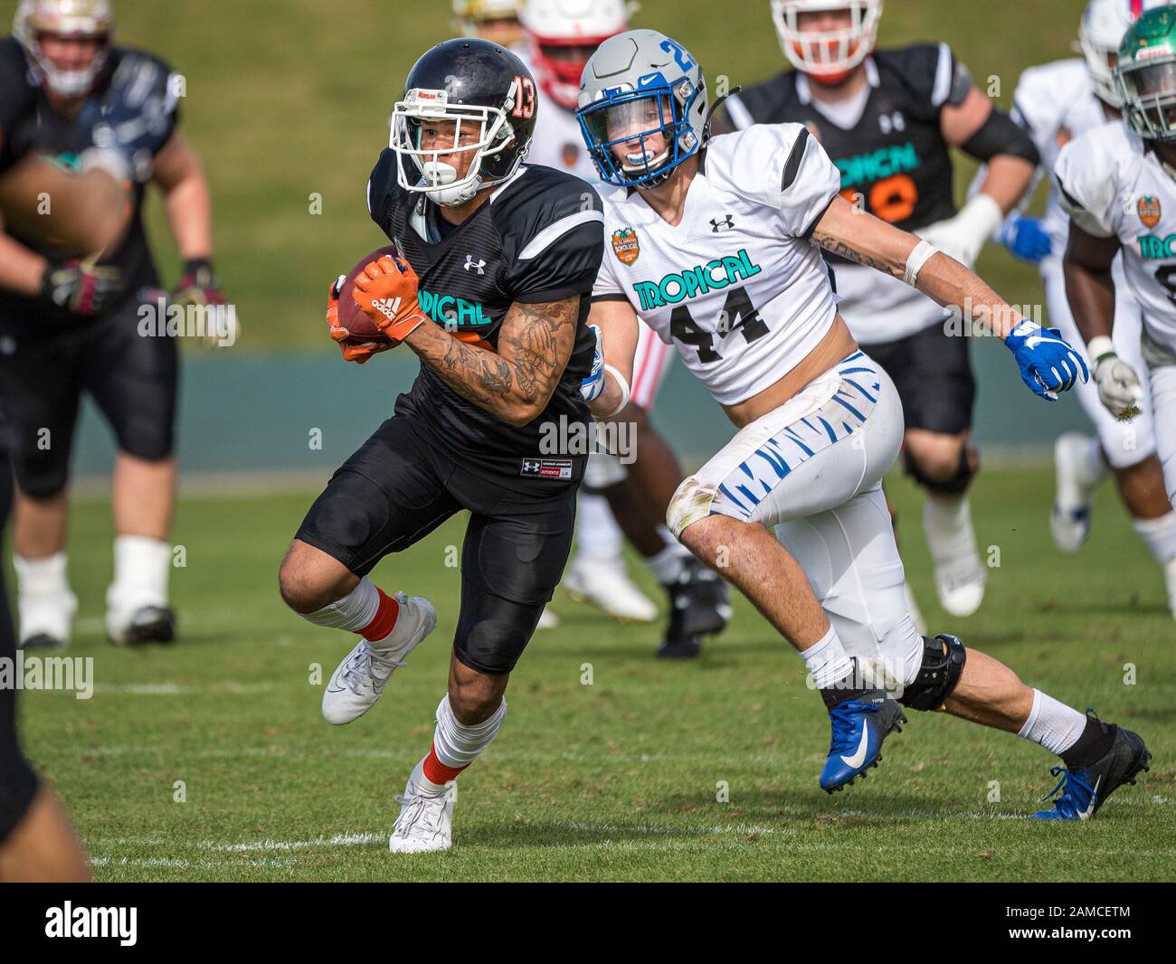 DeLand, FL, USA. Januar 2020. Nationalmannschafts-Wide-Receiver Manasse Bailey (23) beim College Football All Star Game im SPIRAL Tropical Bowl zwischen American (White) und National (Black0 im Spec Martin Stadium in DeLand, Fl. Romeo T Guzman/CSM/Alamy Live News Stockfoto