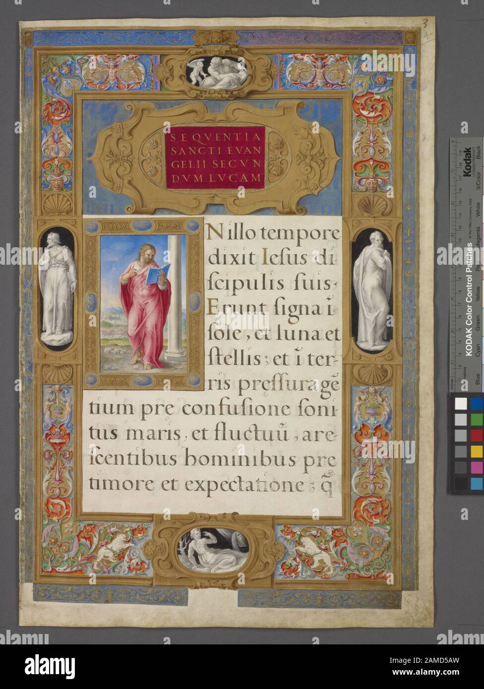 Kleine Miniatur von St Luke Sehr aufwendige Rahmen-wie-Grenze, mit Statue Figuren und mehrfarbigen Designs Eröffnung von Text von Luke "In De Ricci, Seymour, Census of Medieval and Renaissance Manuscripts in den Vereinigten Staaten und Kanada aufgeführt. New York. N. Y.: H.W. Wilson, 1935; and Supplement, New York, N. Y.: Bibliographical Society of America, 1962. Eigentum: Ausgeführt für Kardinal Alexander Farnese, der es Papst Paul III. (1534-49) vorstellte; gekauft Ca. 1800 von Charles Towneley; Verkauf von Towneley (1883) an Quaritch; Verkauf von 1889 an Robert Lenox Kennedy. 1-zeilige und 4-zeilige Gold-, Rot- und Blauschaltung Stockfoto